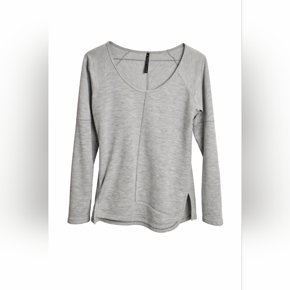 KÜHL Gray Long Sleeve Performance Top XS